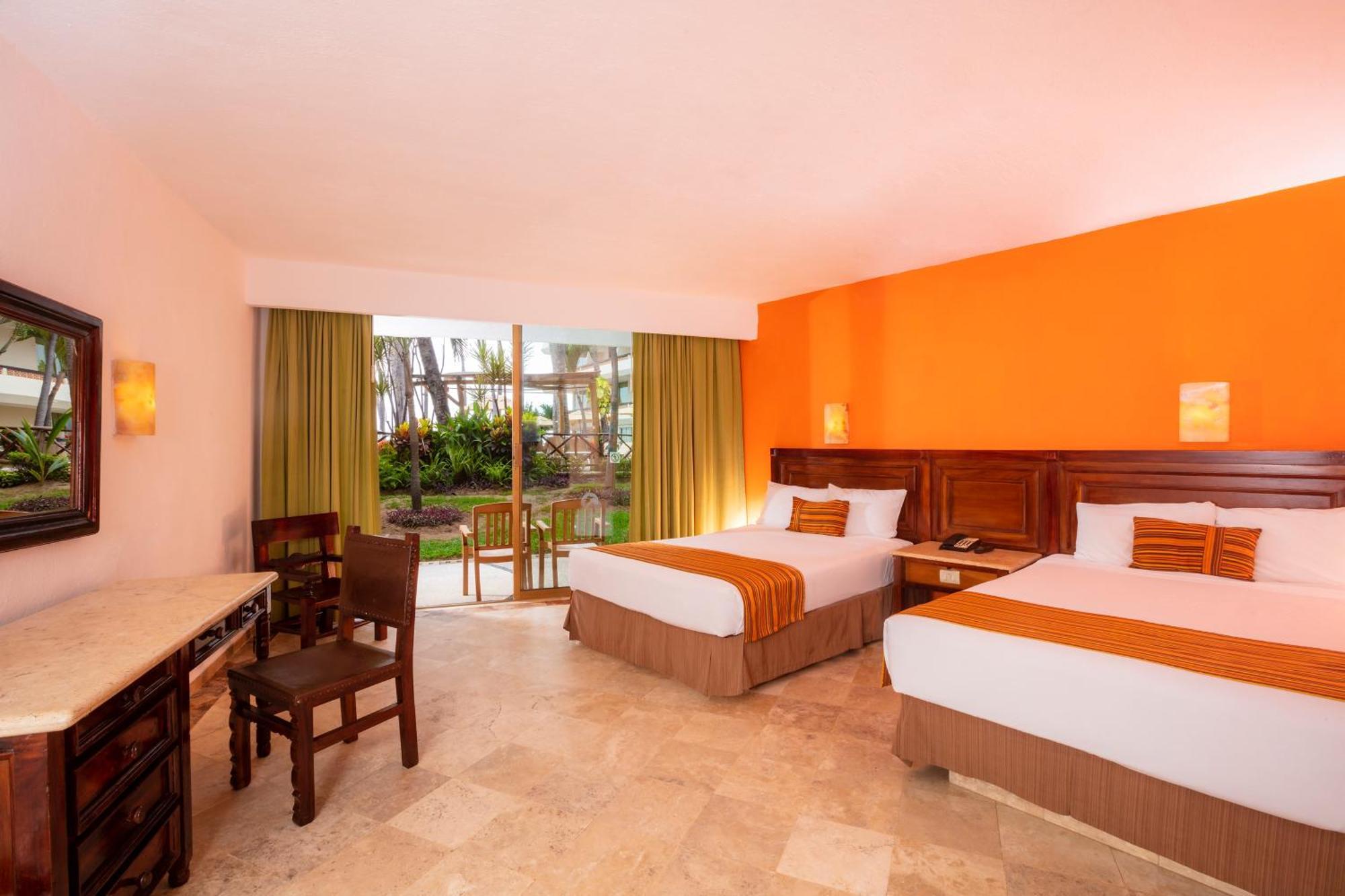 Las Palmas By The Sea All Inclusive Puerto Vallarta Bagian luar foto